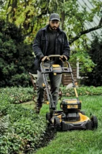 Dewalt 20V MAX 21.5 in Walk Behind Lawn Mower Kit, Hedge Trimmer Kit — product view 5